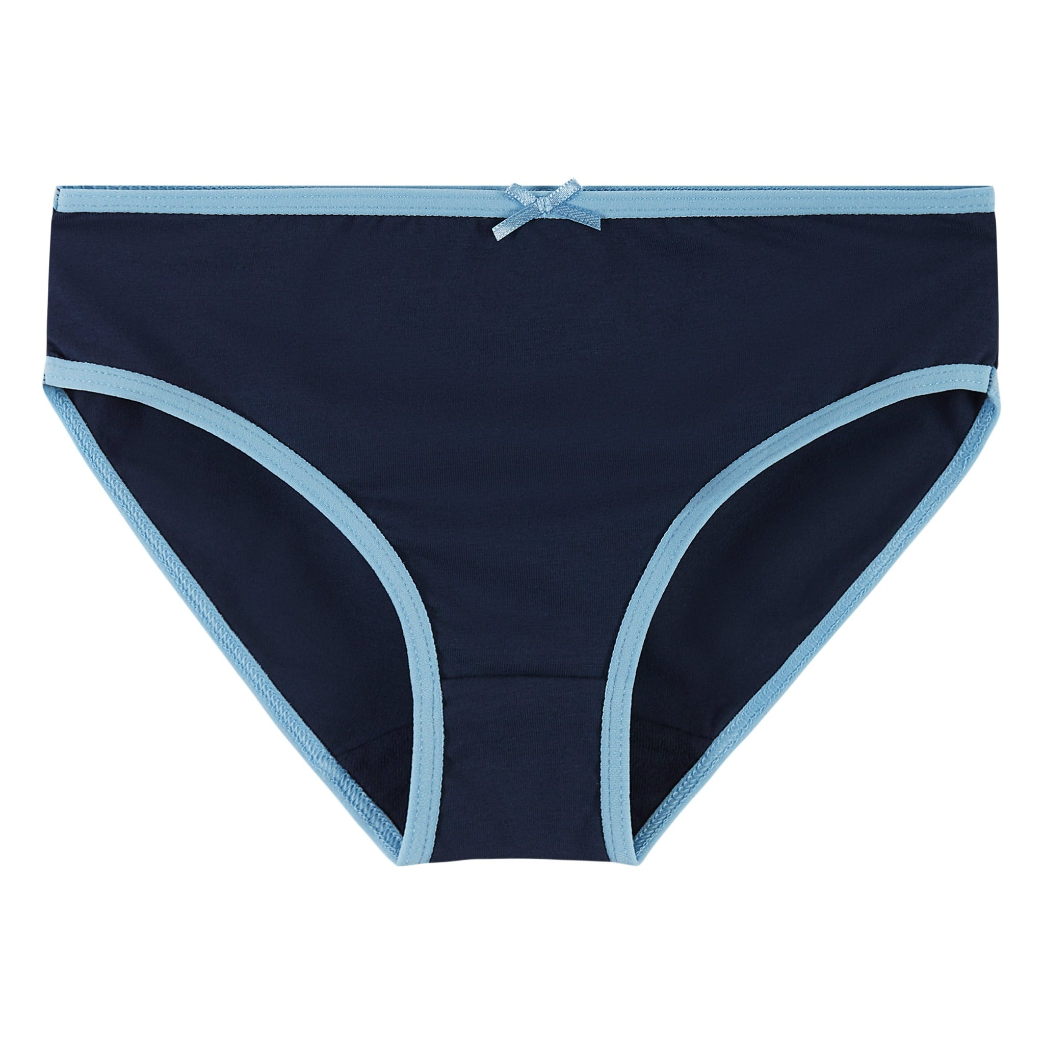 Girls underwear en swimwear for outletprizes at Dutch Designers Outlet.  Fast shipping.